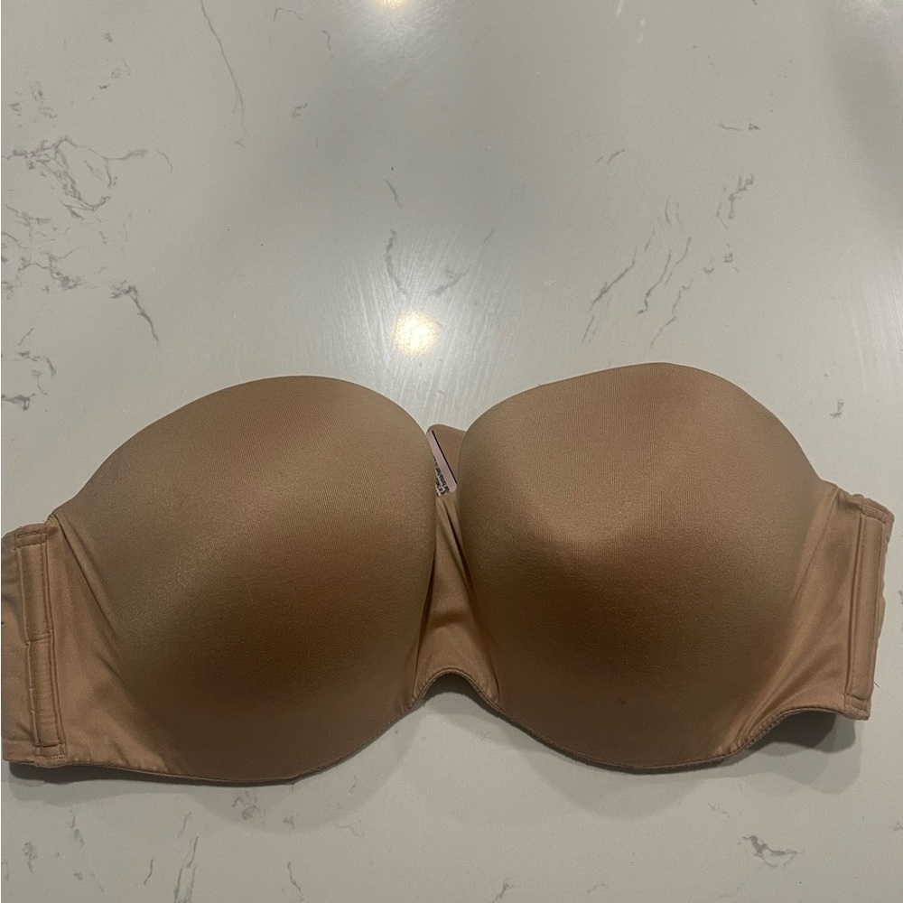 Victoria’s Secret Nude Strapless Bra 36DD